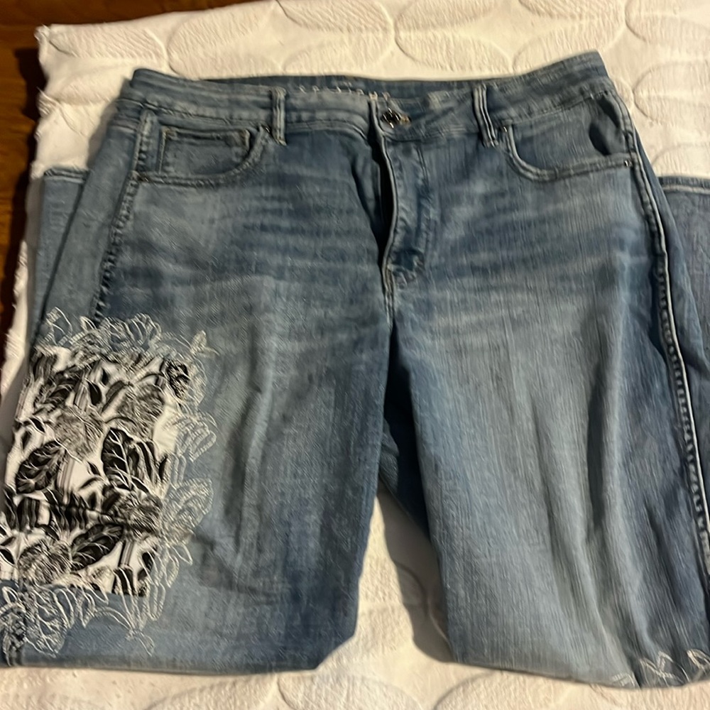 WHBM cropped jeans size 14L
